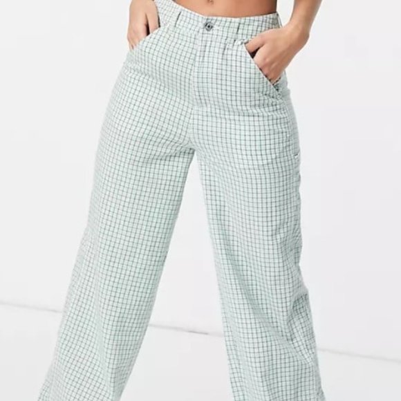 ASOS DESIGN Slouchy Chino Pant in Green and White Check - Picture 1 of 8